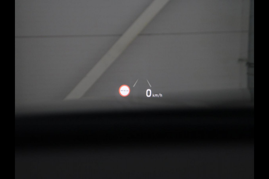 Hyundai Kona EV Premium 64 kWh | SOH 100% | 3 Fase | Stoelventilatie | Head-Up | Leder | Adaptive cruise | Carplay | Stoelverwarming | Navigatie | Keyless | Climate control