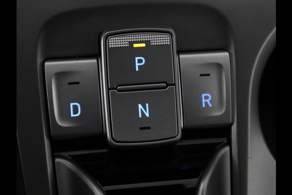 Hyundai Kona EV Premium 64 kWh | SOH 100% | 3 Fase | Stoelventilatie | Head-Up | Leder | Adaptive cruise | Carplay | Stoelverwarming | Navigatie | Keyless | Climate control