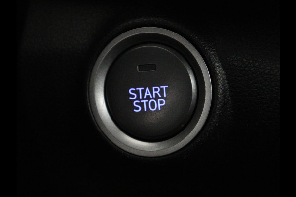 Hyundai Kona EV Premium 64 kWh | SOH 100% | 3 Fase | Stoelventilatie | Head-Up | Leder | Adaptive cruise | Carplay | Stoelverwarming | Navigatie | Keyless | Climate control