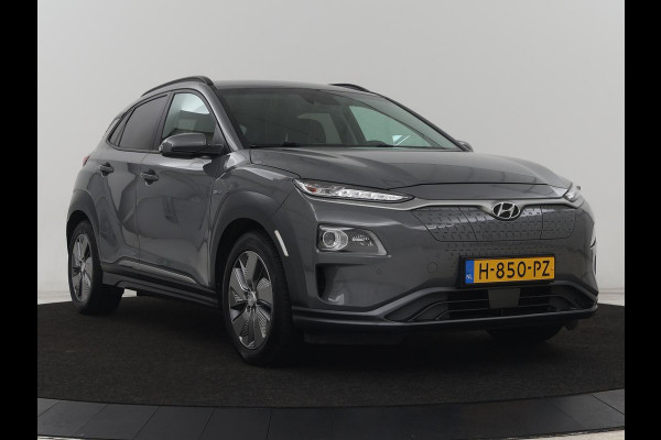 Hyundai Kona EV Premium 64 kWh | SOH 100% | 3 Fase | Stoelventilatie | Head-Up | Leder | Adaptive cruise | Carplay | Stoelverwarming | Navigatie | Keyless | Climate control