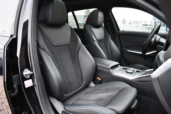 BMW 3 Serie Touring 330e M-Sport Pano ACC Trekh H/K HUD 19inch Stuurverw