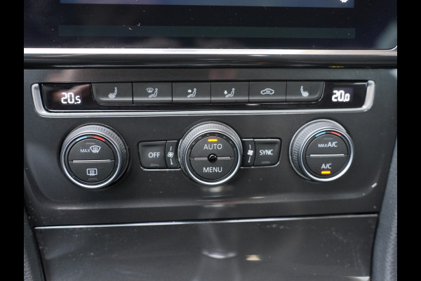 Volkswagen Golf 1.0 TSI Comfortline Business | Adaptive Cruise | Stoelverwarming | Android/Apple Carplay