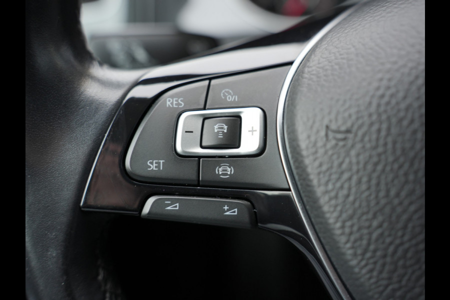 Volkswagen Golf 1.0 TSI Comfortline Business | Adaptive Cruise | Stoelverwarming | Android/Apple Carplay