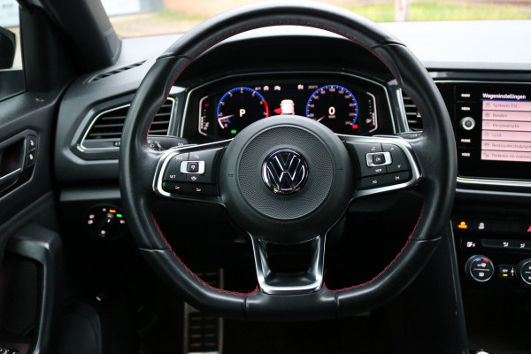 Volkswagen T-Roc 1.5 TSI Sport Autom Xenon Virtual cockpit Navi Camera T-haak Bj:2020