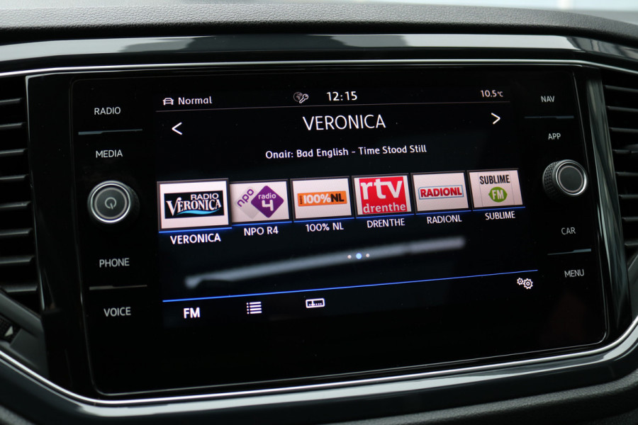 Volkswagen T-Roc 1.5 TSI Sport Autom Xenon Virtual cockpit Navi Camera T-haak Bj:2020