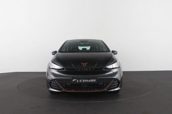 CUPRA Born Business Plus 62 kWh > 360°camera/Stoel en stuur verwarming/Quasar Gray/Keyless... | 3742 |