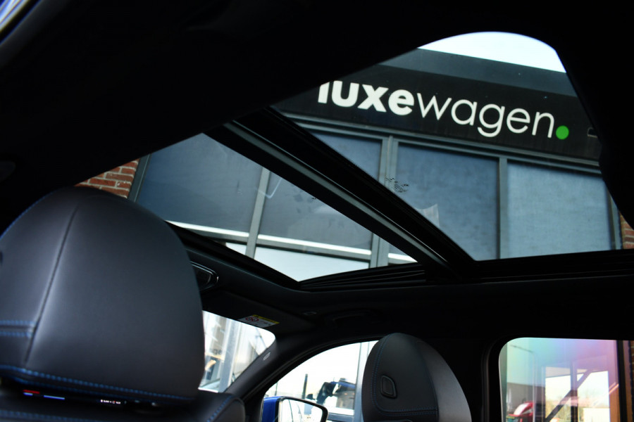 BMW 3 Serie Touring 330e M-Sport Pano ACC Trekhaak HiFi 19inch