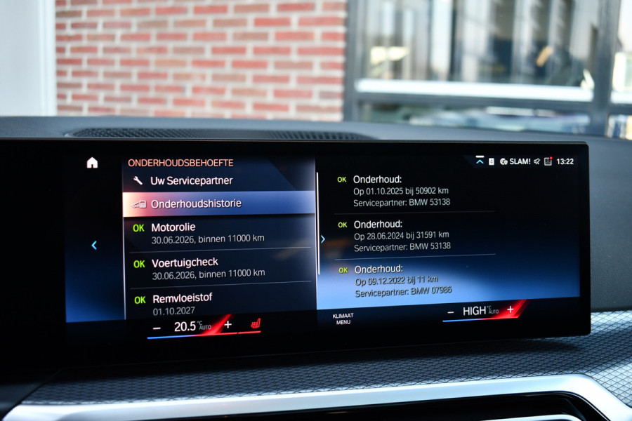 BMW 3 Serie Touring 330e M-Sport Pano ACC Trekhaak HiFi 19inch