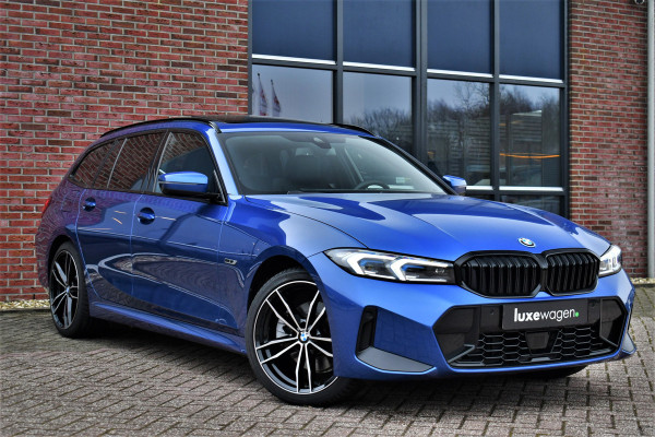 BMW 3 Serie Touring 330e M-Sport Pano ACC Trekhaak HiFi 19inch