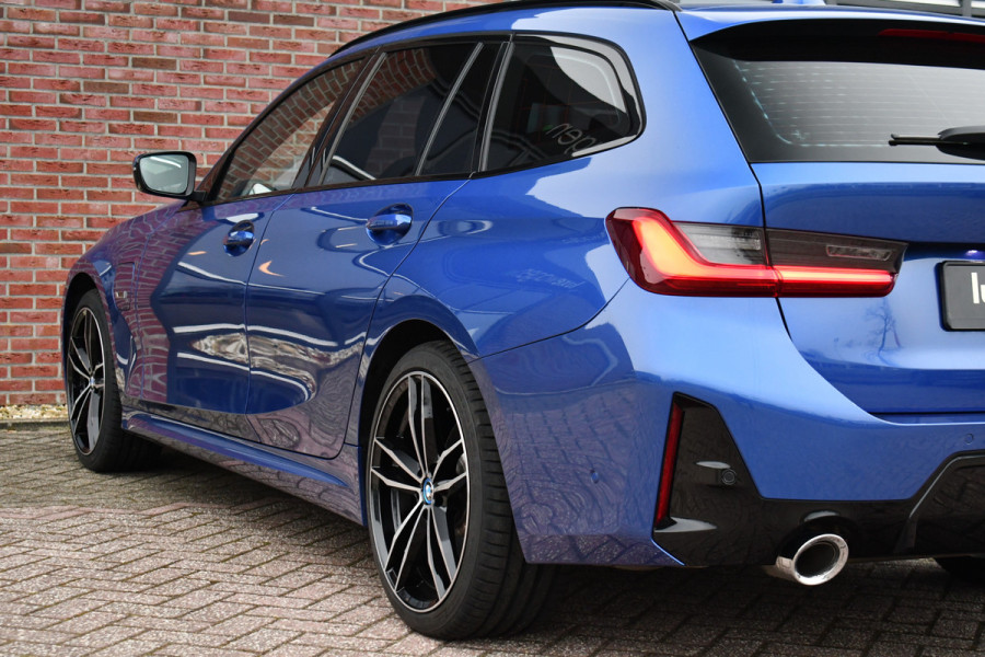 BMW 3 Serie Touring 330e M-Sport Pano ACC Trekhaak HiFi 19inch