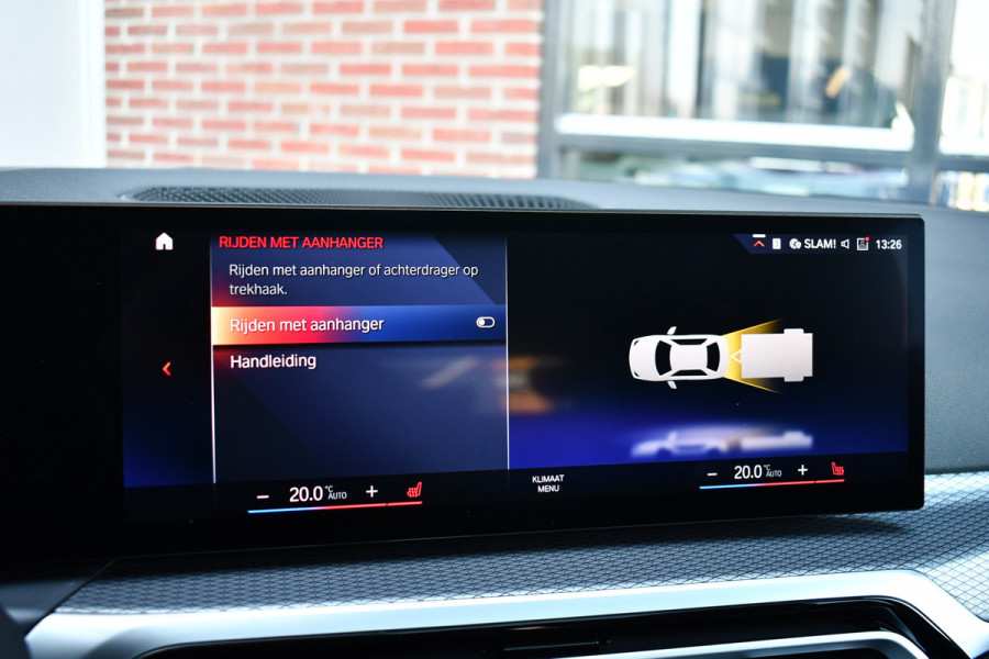 BMW 3 Serie Touring 330e M-Sport Pano ACC Trekhaak HiFi 19inch