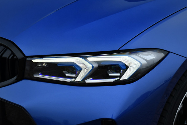 BMW 3 Serie Touring 330e M-Sport Pano ACC Trekhaak HiFi 19inch