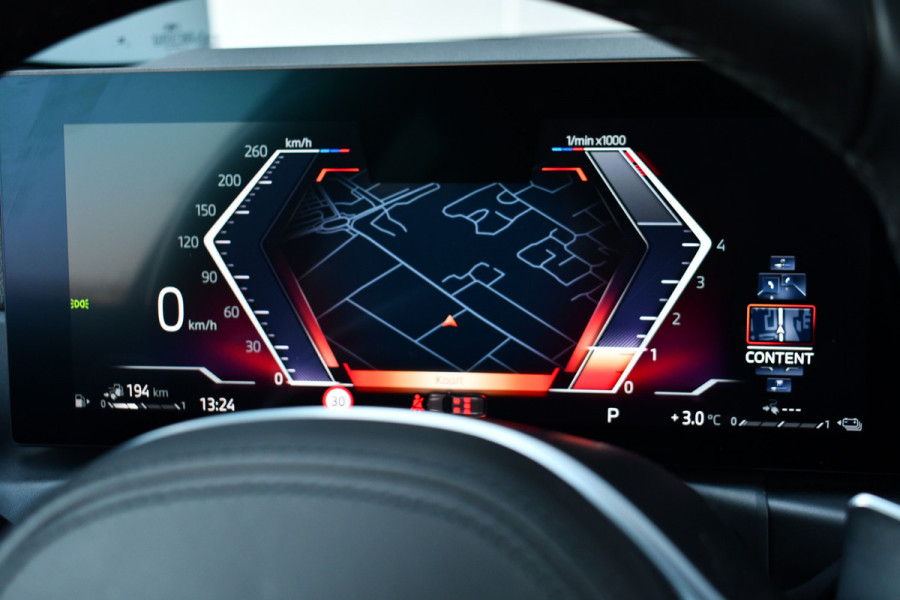 BMW 3 Serie Touring 330e M-Sport Pano ACC Trekhaak HiFi 19inch