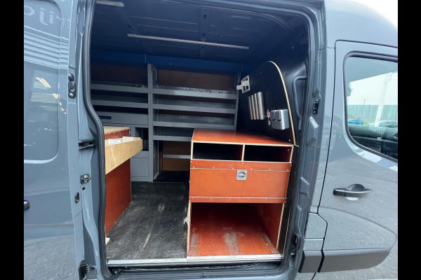 Renault Master T35 2.3 dCi 135 L2H2 Work Edition