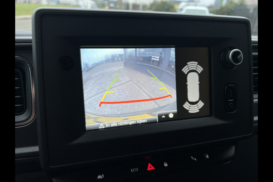 Renault Master T35 2.3 dCi 135 L2H2 Work Edition