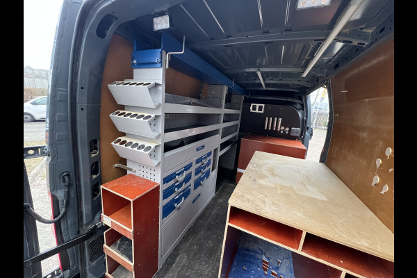 Renault Master T35 2.3 dCi 135 L2H2 Work Edition