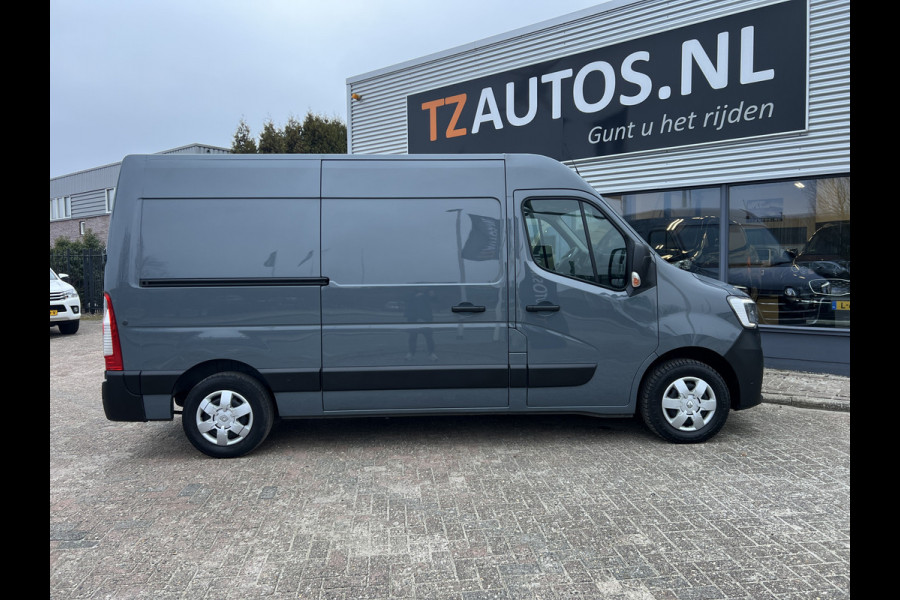 Renault Master T35 2.3 dCi 135 L2H2 Work Edition