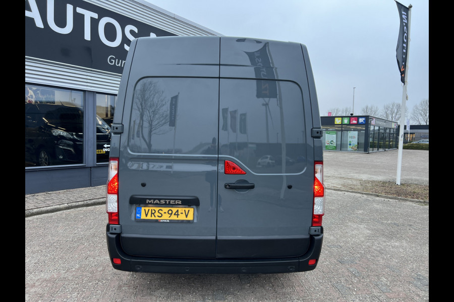 Renault Master T35 2.3 dCi 135 L2H2 Work Edition