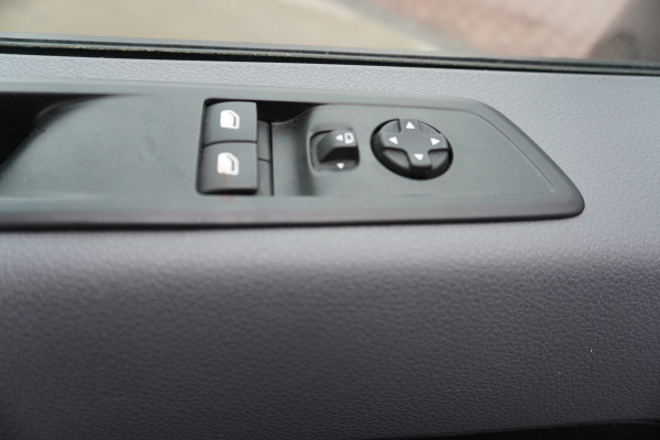 Fiat Scudo 2.0 MultiJet L2H1 145PK SX Schuifdeur links en rechts Airco | cruise | Navi | Camera | Trekhaak