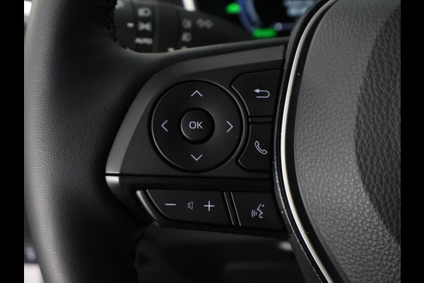 Toyota Corolla Cross Hybrid 140 Dynamic | Stuur-/ & Stoelverwarming | Parkeersensoren | Dodehoek detectie | Elektrische kofferbak