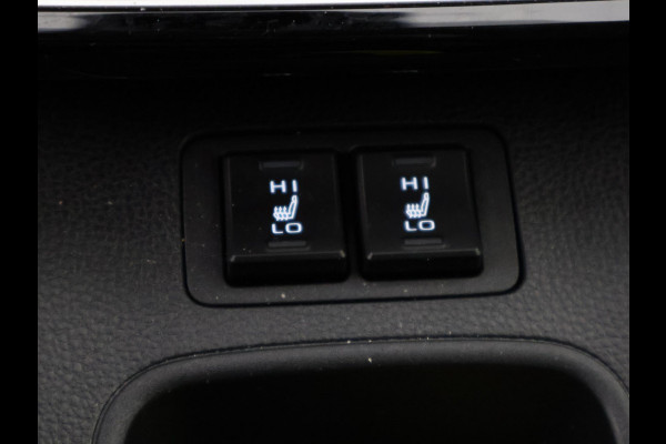 Toyota Corolla Cross Hybrid 140 Dynamic | Stuur-/ & Stoelverwarming | Parkeersensoren | Dodehoek detectie | Elektrische kofferbak