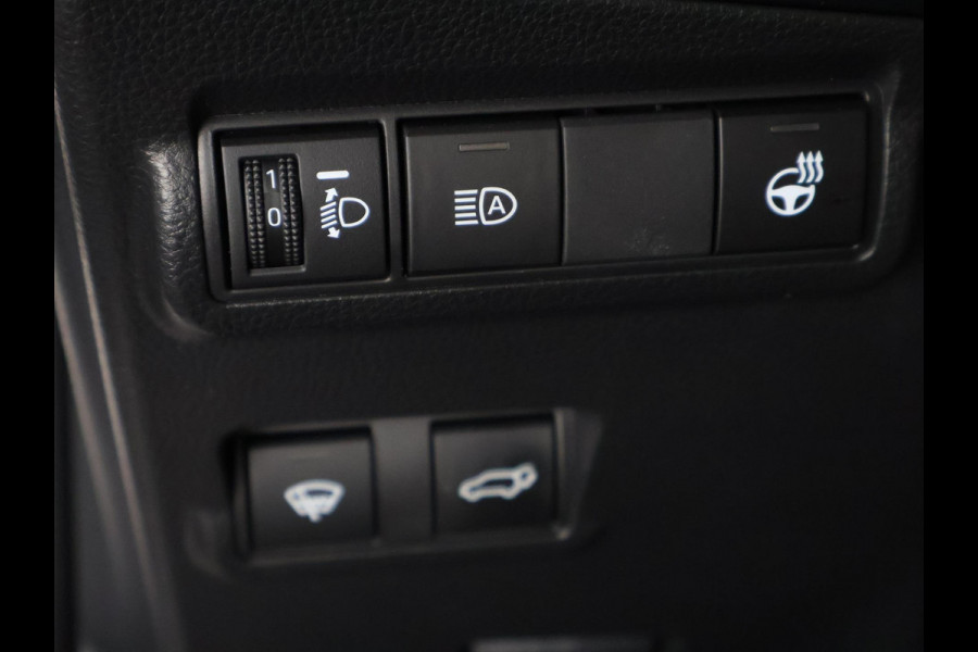 Toyota Corolla Cross Hybrid 140 Dynamic | Stuur-/ & Stoelverwarming | Parkeersensoren | Dodehoek detectie | Elektrische kofferbak