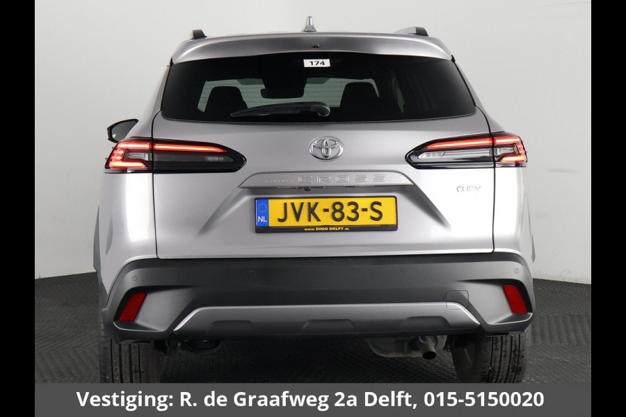 Toyota Corolla Cross Hybrid 140 Dynamic | Stuur-/ & Stoelverwarming | Parkeersensoren | Dodehoek detectie | Elektrische kofferbak