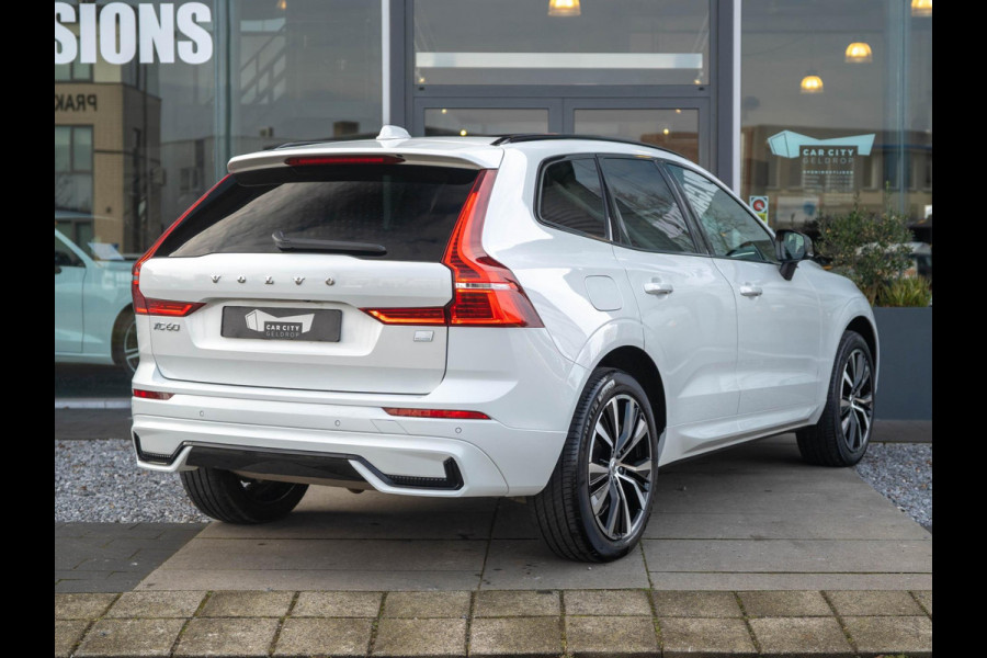Volvo XC60 2.0 T6 Plug-in hybrid AWD Ultimate Dark / Pano / trekhaak / ACC / Carplay