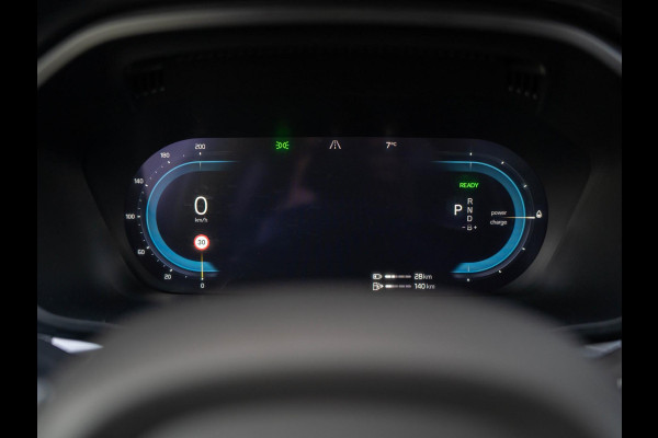 Volvo XC60 2.0 T6 Plug-in hybrid AWD Ultimate Dark / Pano / trekhaak / ACC / Carplay