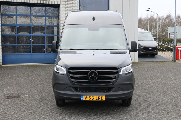 Mercedes-Benz Sprinter 519 CDI L3H2 3500 KG trekhaak, LED, Geveerde stoel