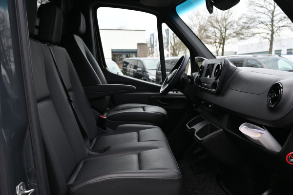 Mercedes-Benz Sprinter 519 CDI L3H2 3500 KG trekhaak, LED, Geveerde stoel