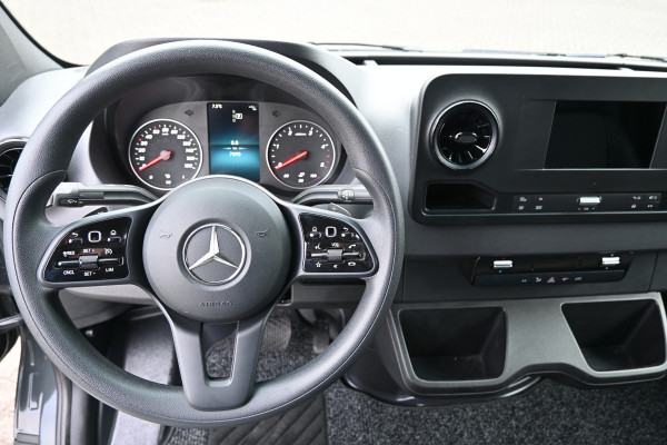Mercedes-Benz Sprinter 519 CDI L3H2 3500 KG trekhaak, LED, Geveerde stoel