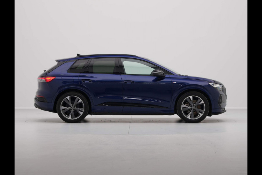 Audi Q4 e-tron 50 quattro S Line edition 77 kWh 300pk Navigatie Camera Acc Stoelverwarming Demo Roel