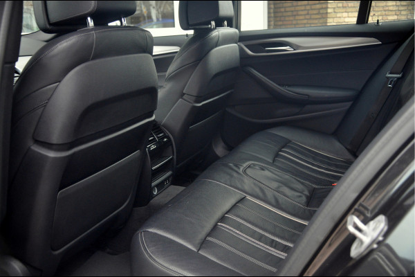 BMW 5 Serie Touring 518d High Executive M-Sport Edition | 20 inch | Panoramadak | Comfortstoelen