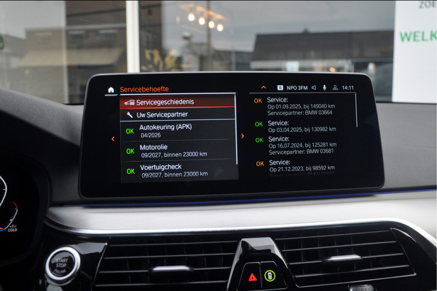 BMW 5 Serie Touring 518d High Executive M-Sport Edition | 20 inch | Panoramadak | Comfortstoelen