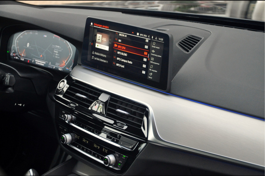 BMW 5 Serie Touring 518d High Executive M-Sport Edition | 20 inch | Panoramadak | Comfortstoelen