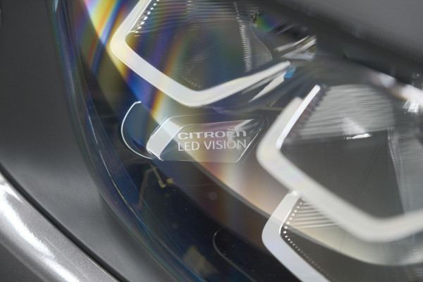 Citroën C3 PureTech 110 EAT6 C-Series | Apple Carplay | Parkeersensoren | Climate Control