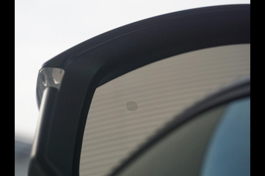 Peugeot 3008 1.2 Hybrid 136 GT Leder alcantara interieur | All season banden