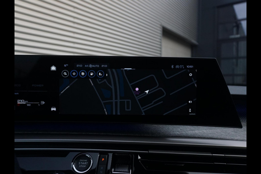 Peugeot 3008 1.2 Hybrid 136 GT Leder alcantara interieur | All season banden