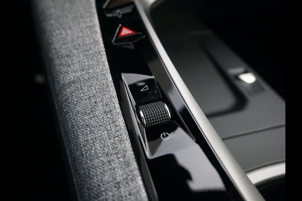 Peugeot 3008 1.2 Hybrid 136 GT Leder alcantara interieur | All season banden