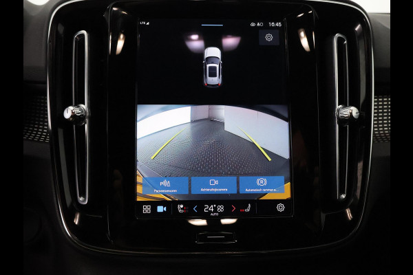 Volvo XC40 Recharge Core | Apple Carplay & AndroidAUTO | Dwarsstangen | Elektrische kofferklep | Camera |
