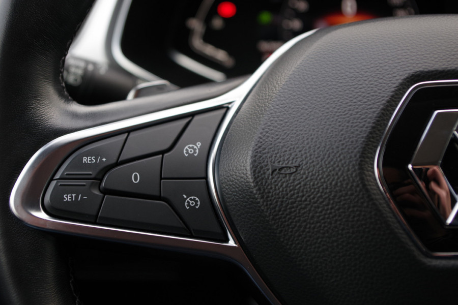 Renault Captur 1.3 TCe 140 PK Automaat Intens, Cruise Control, Climate Control, Sfeerverlichting