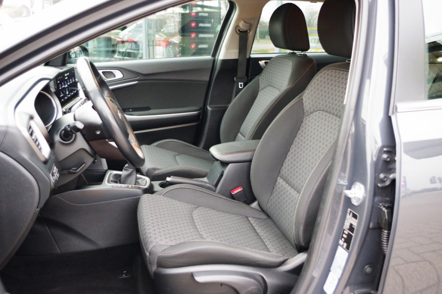 Kia Ceed Sportswagon 1.5 T-GDi 160 PK DynamicLine, Cruise Control, Camera, Navigatie