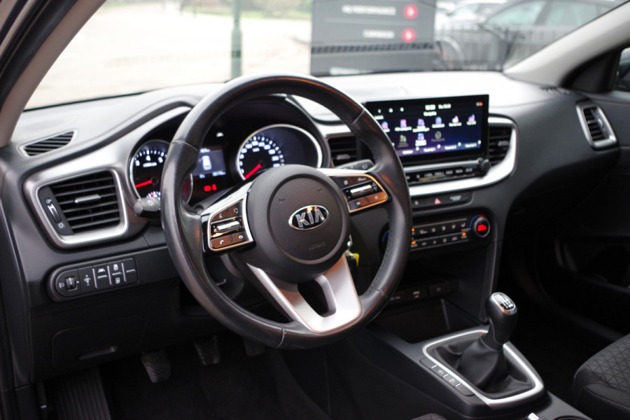 Kia Ceed Sportswagon 1.5 T-GDi 160 PK DynamicLine, Cruise Control, Camera, Navigatie