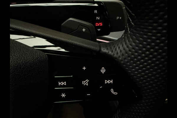 Audi Q3 Sportback Sportback 2xS-line e-hybrid 272 PK Tech plus Matrix Full LED Black Optik