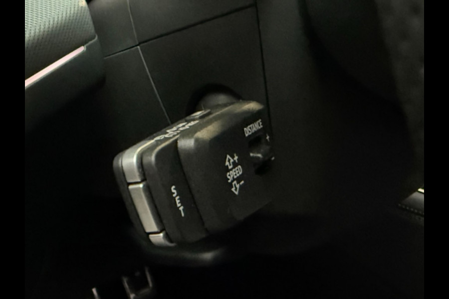 Audi Q3 Sportback Sportback 2xS-line e-hybrid 272 PK Tech plus Matrix Full LED Black Optik