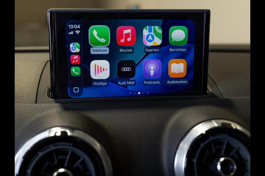 Audi A3 Limousine 35 TFSI CoD 2x S-Line / 150pk / B&O / Apple CarPlay / Stoelverwarming /