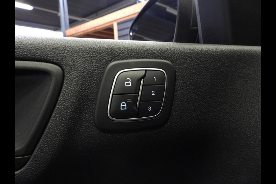 Ford Kuga 2.5 PHEV Plug-In Vignale TREKH./NAVI/CAMERA/LED/B&O/18"LMV!