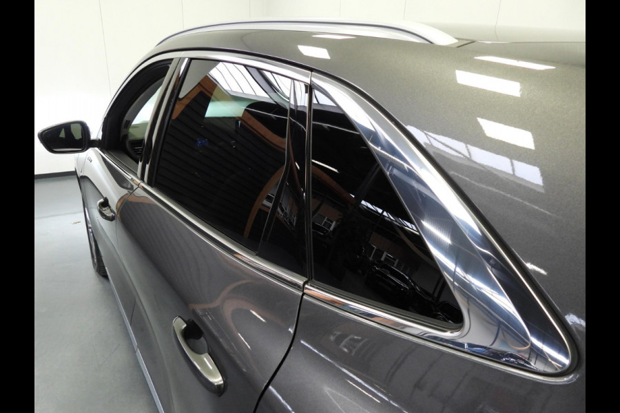 Ford Kuga 2.5 PHEV Plug-In Vignale TREKH./NAVI/CAMERA/LED/B&O/18"LMV!