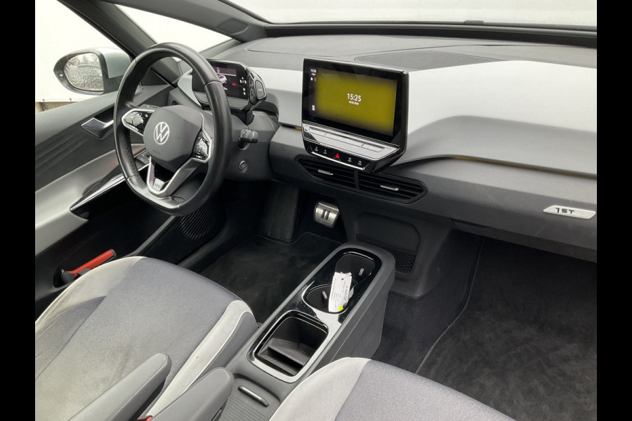 Volkswagen ID.3 First Plus 58 kWh Carplay Adap.Cruise Camera Stoel/Stuurverw Keyless Led NL-Auto!
